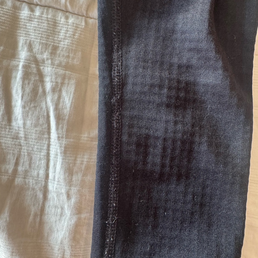 Patagonia Women's Black R1 Full Zipper Jacket - Picture 7 of 8